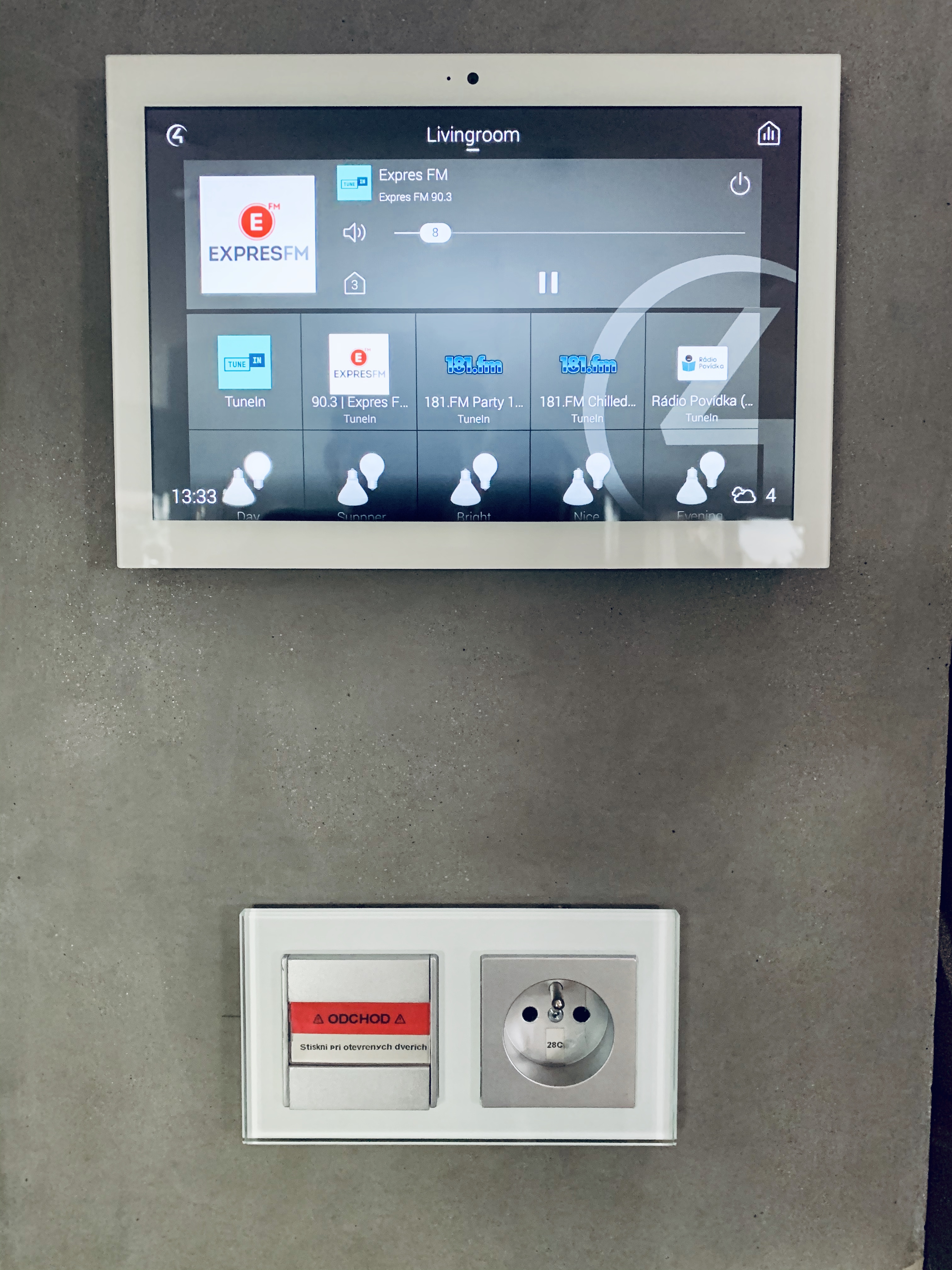 10_display_KNX